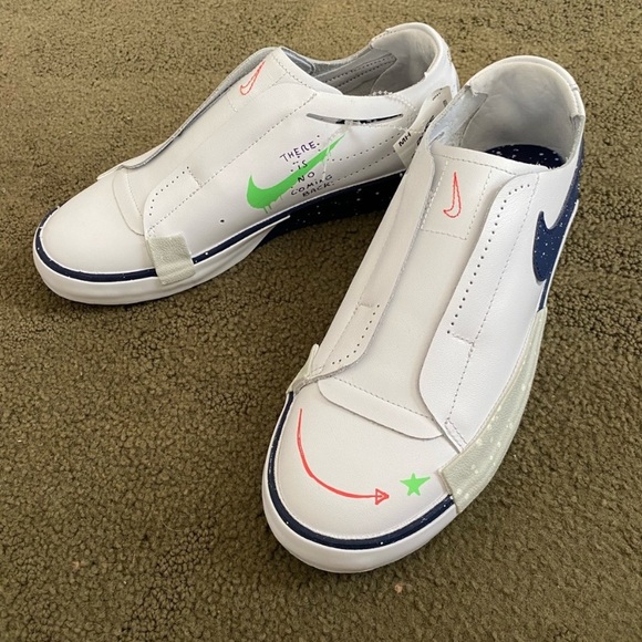 NWT Nike Planet of Hoops - Picture 3 of 8